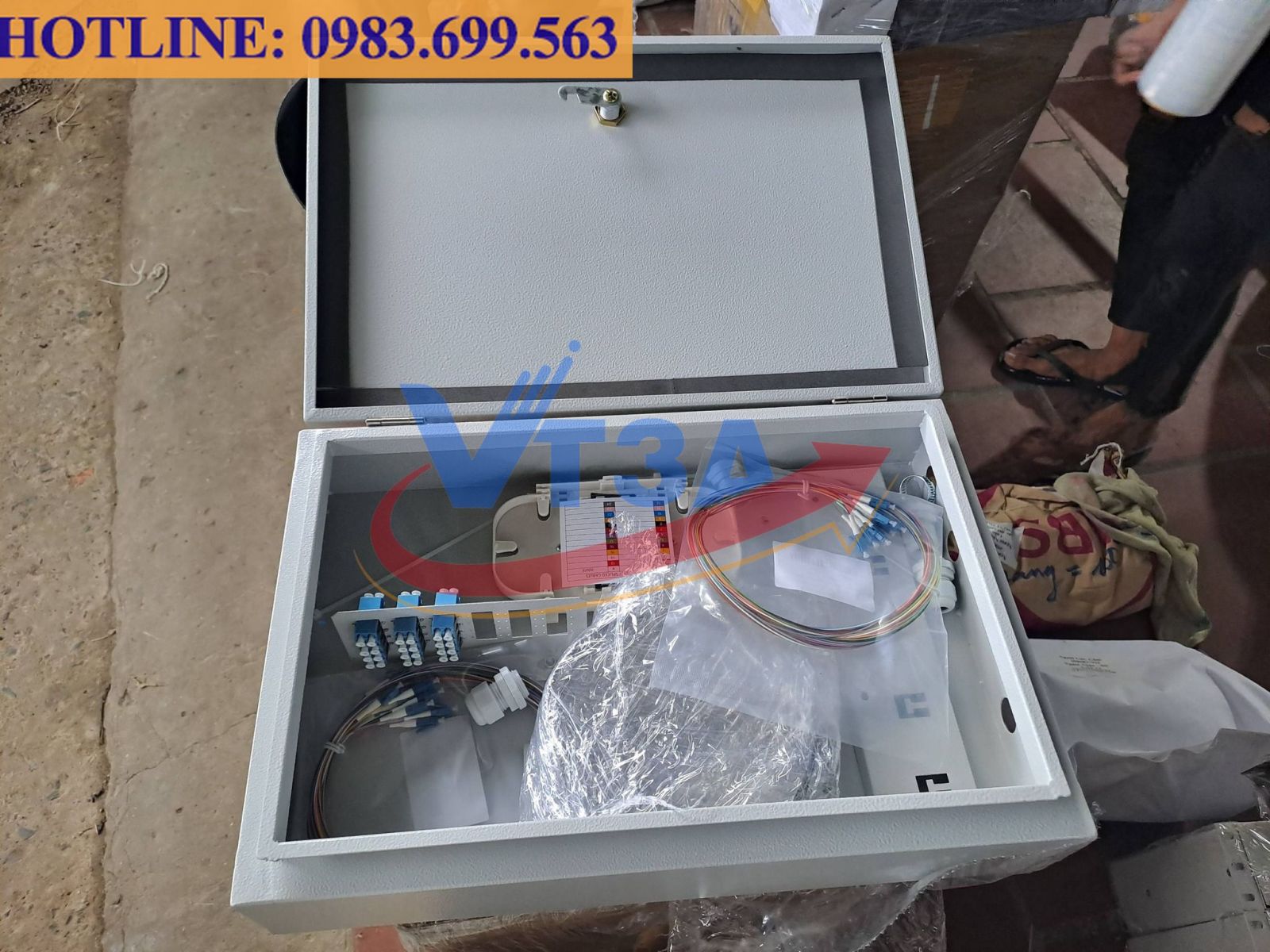tu-phoi-quang-12fo-outdoor-chuan-lc-upc-ch