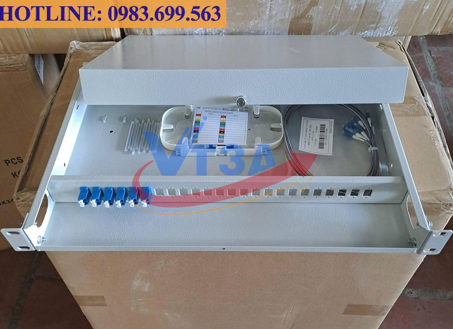 hop-phoi-quang-odf-8fo-indoor-gan-rack-chuan-lc-upc